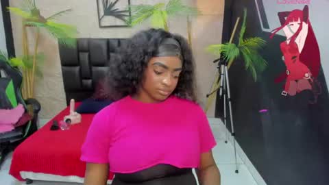 Snapshot of alanna_bonny chatting on 07-28-26, 12:48 Alanna online show from 07-28-26, 12:48
