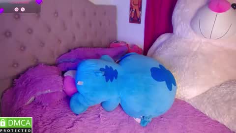 lanna online show from 11-08-25, 03:23