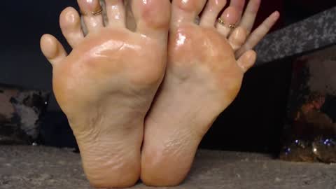 Alanna online show from 01-04-25, 03:29