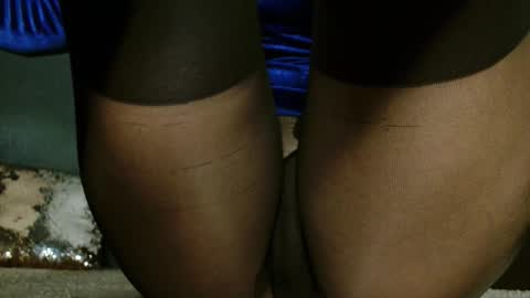 Alanna online show from 10-25-25, 04:35