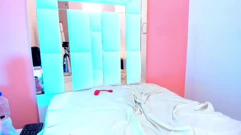 Ana online show from 02-22-25, 08:53