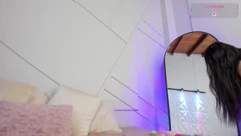 alannarouge online show from 11-28-25, 11:35