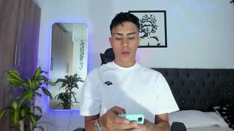 alannaughty_ online show from 11-30-25, 11:20