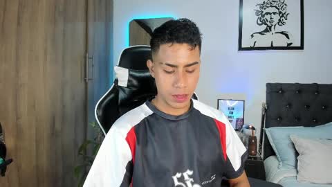 Snapshot of alannaughty_ chatting on 04-28-26, 11:43 alannaughty_ online show from 04-28-26, 11:43