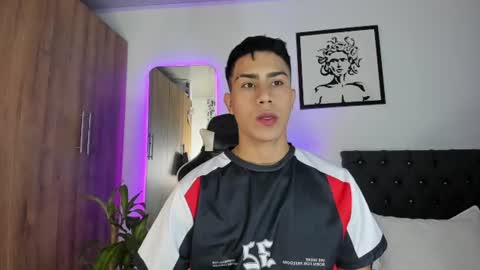 alannaughty_ online show from 06-30-26, 10:22