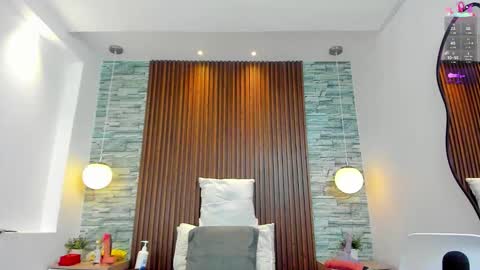 alannavidal online show from 12-22-25, 11:57