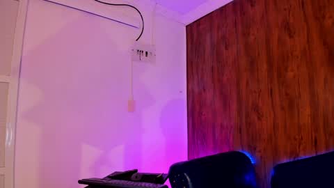 Alan online show from 01-25-25, 03:19