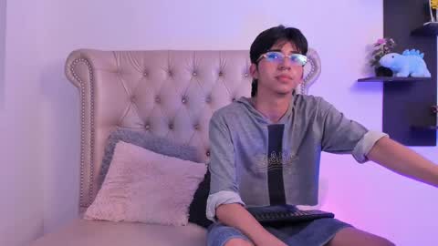 Alan online show from 02-19-25, 03:49
