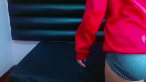 AlaSmith  online show from 12-11-24, 01:37