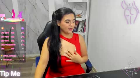 Snapshot of alayasmile chatting on 10-07-25, 05:48 Alaya online show from 10-07-25, 05:48