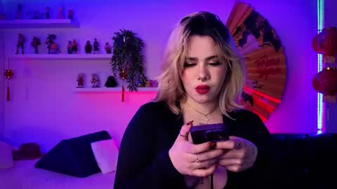 Snapshot of albaandthayron chatting on 06-12-26, 12:15 albaandthayron online show from 06-12-26, 12:15