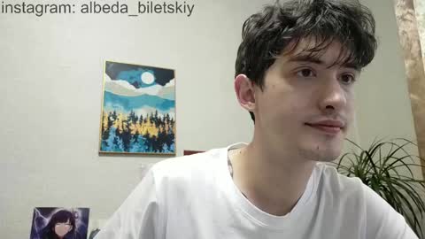 Snapshot of albeda22 chatting on 02-10-25, 02:37 Albedo online show from 02-10-25, 02:37