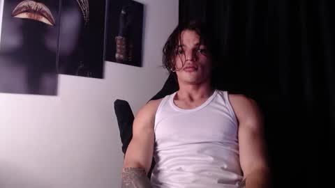 Snapshot of albertbernal69 chatting on 10-19-25, 03:40 Albert online show from 10-19-25, 03:40