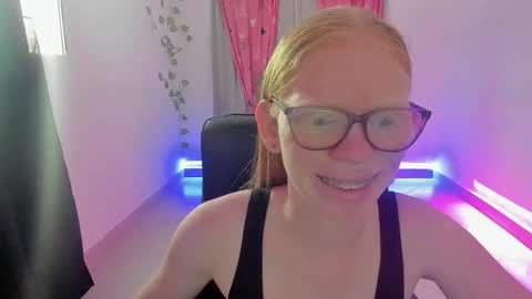 Blanca online show from 03-25-26, 11:27