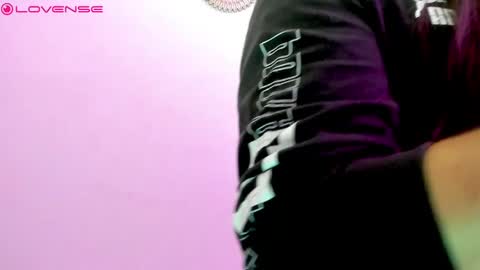 Snapshot of ale_noah_xxx chatting on 04-26-26, 04:10 ale_noah_xxx online show from 04-26-26, 04:10
