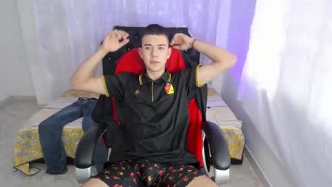 Aleck Boy online show from 02-04-26, 07:31