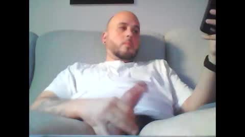 Snapshot of aleeexxxx4u chatting on 11-03-25, 08:26 aleeexxxx4u online show from 11-03-25, 08:26