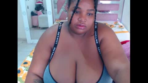 Snapshot of aleeinvein1 chatting on 02-13-25, 12:43 aleeinvein1 online show from 02-13-25, 12:43