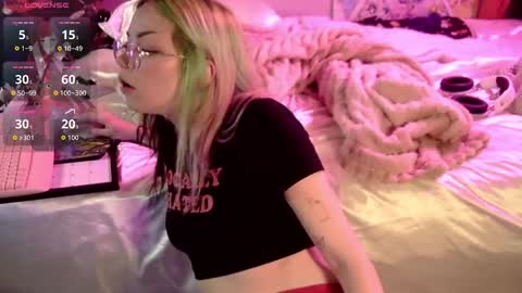 Snapshot of aleenachexxx chatting on 03-01-26, 12:23 Aleena Che online show from 03-01-26, 12:23