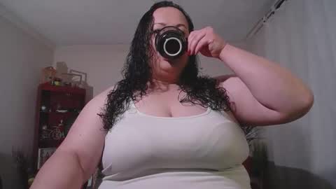 aleia taylor online show from 10-27-25, 04:05