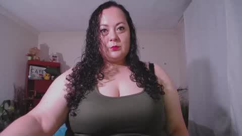 Snapshot of aleia_taylor chatting on 03-07-26, 10:07 aleia taylor online show from 03-07-26, 10:07
