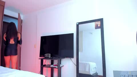 Alejandra Arango online show from 05-10-26, 07:08