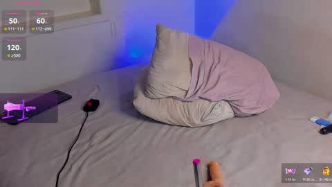 Snapshot of aleja_rossi chatting on 03-13-26, 03:29 Aleja online show from 03-13-26, 03:29