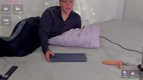 Snapshot of aleja_rossi chatting on 03-24-26, 01:05 Aleja online show from 03-24-26, 01:05