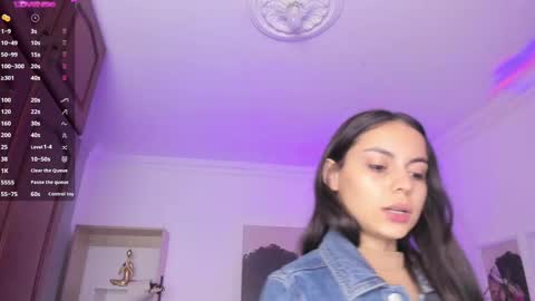 Snapshot of alejaa___ chatting on 02-12-25, 11:07 Alejandra online show from 02-12-25, 11:07
