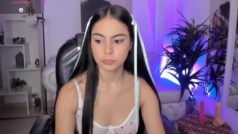 Snapshot of alejaa___ chatting on 03-07-25, 02:23 Alejandra online show from 03-07-25, 02:23