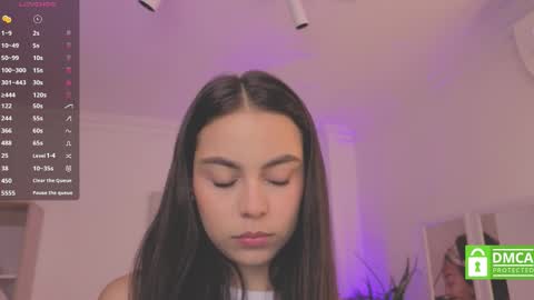 Snapshot of alejaa___ chatting on 09-17-25, 11:23 Alejandra online show from 09-17-25, 11:23