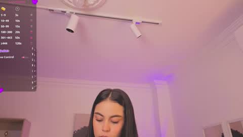 Alejandra online show from 10-24-25, 11:28