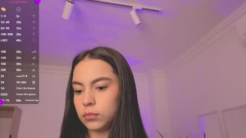 Alejandra online show from 04-30-26, 11:27