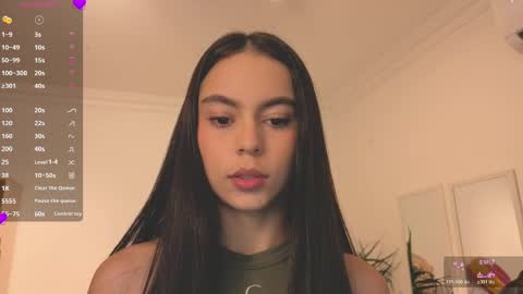 Alejandra online show from 05-06-26, 11:15