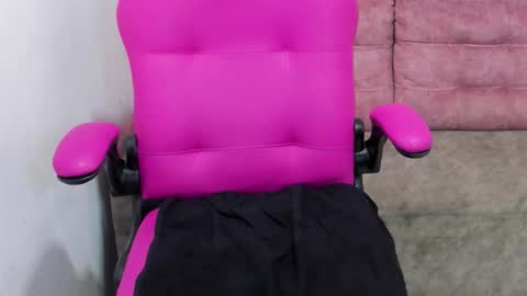   online show from 02-06-26, 03:00