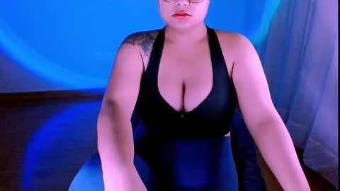 Alejandra  online show from 09-26-25, 05:44