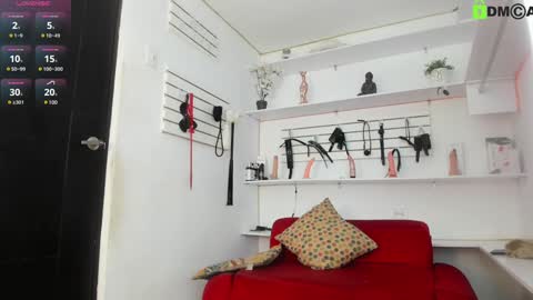 Snapshot of alejandra_dunn chatting on 01-09-25, 12:30 Alejandra online show from 01-09-25, 12:30