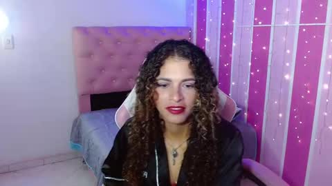 alejandra online show from 10-02-25, 02:13