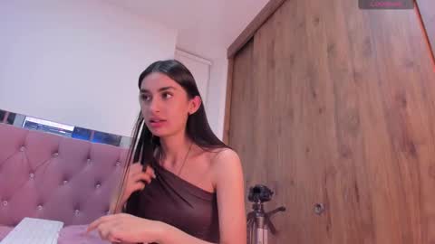 alejandraaa_ online show from 09-18-25, 01:51