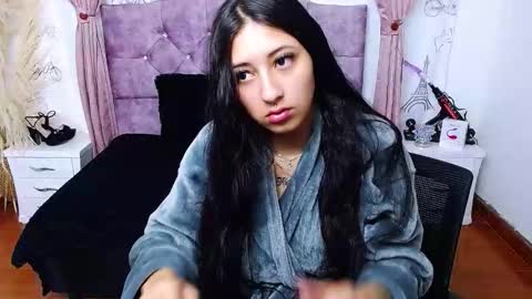 ALEJANDRA online show from 10-17-25, 11:13