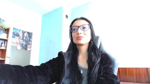 Snapshot of alejandracherry_ chatting on 12-16-24, 11:44 Alejandra online show from 12-16-24, 11:44