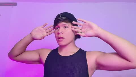 Alejandro G online show from 10-16-25, 12:17