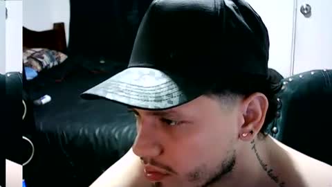 alejandrojarafara915 online show from 08-03-26, 06:34
