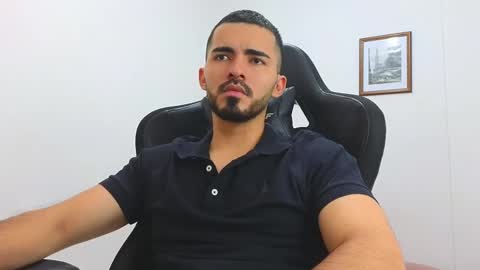 alejandroo_7 online show from 03-01-25, 07:37