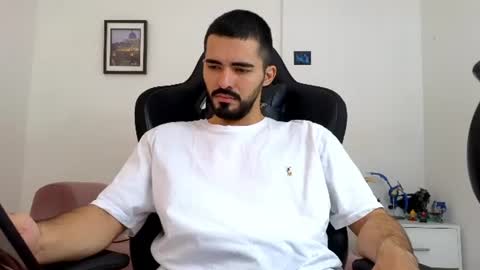 alejandroo_7 online show from 07-21-26, 06:43