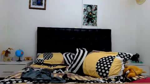 alejandroo_7 online show from 07-28-26, 08:52