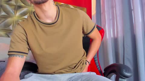 Alejo  online show from 01-04-25, 07:34
