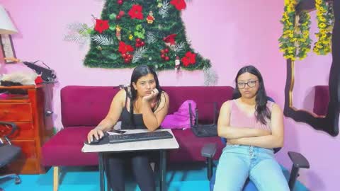 zoe and Kataleya online show from 01-13-26, 12:21