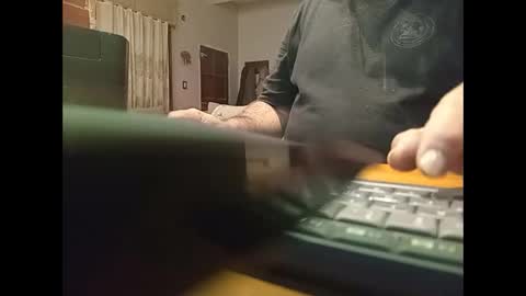 alejito16 online show from 11-11-25, 03:06