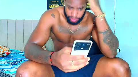 alejo_21cm online show from 03-26-26, 08:14